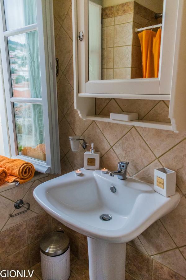 Angeliko'S Vourgaris Stone House Villa Đảo Hydra Ngoại thất bức ảnh