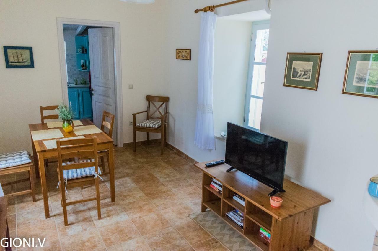 Angeliko'S Vourgaris Stone House Villa Đảo Hydra Ngoại thất bức ảnh